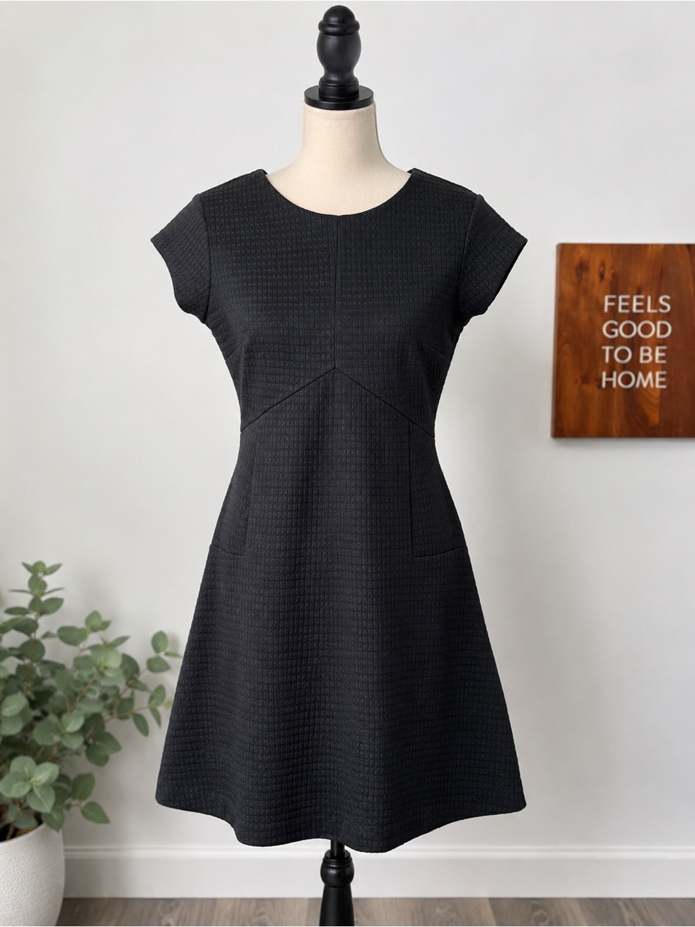 Banana Republic Black Cap-Sleeve Fit & Flare Dress - Women